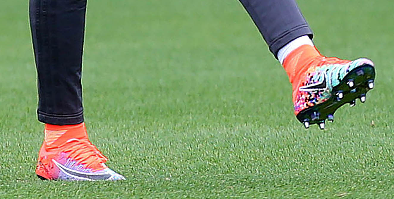 Nike mercurial 2025 x ea sports